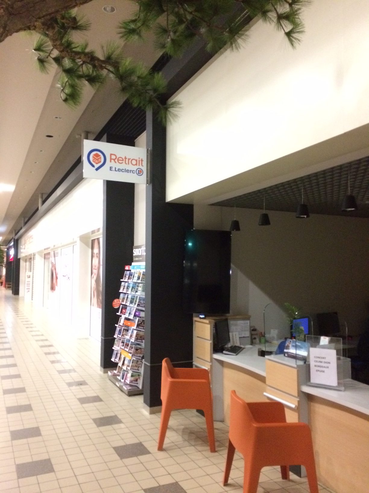 Enseigne drapeau intérieure