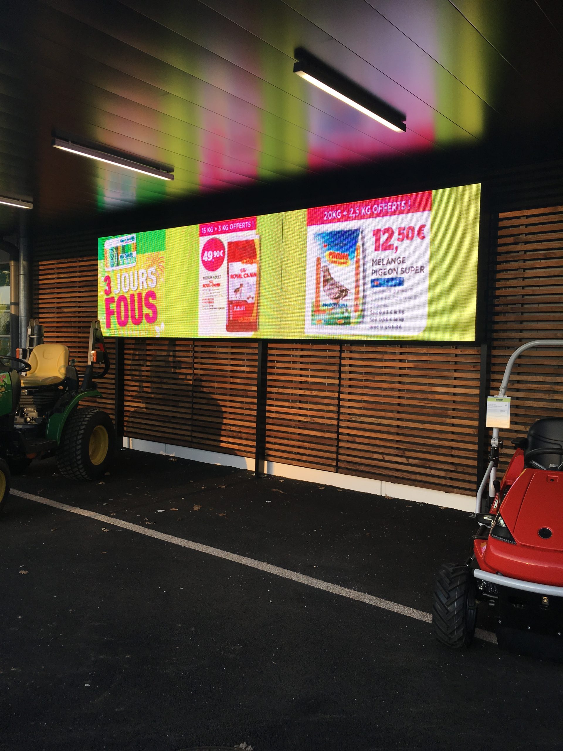 Ecran extérieur leds plein jour GAMMVERT Mont de Marsan (40)
