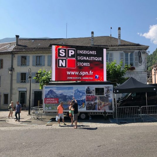 Ecran leds plein jour évenementiel Laruns (64)
