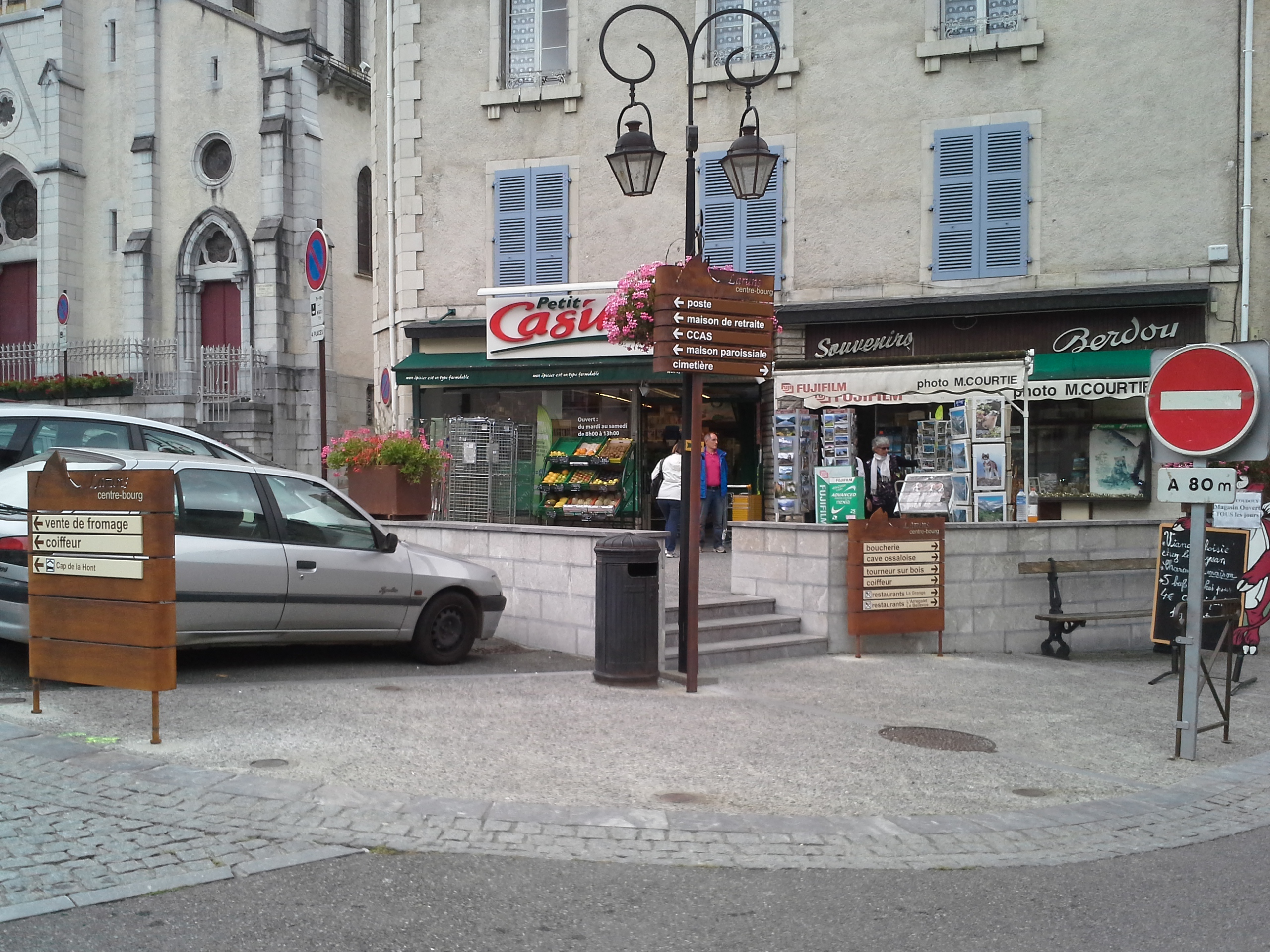 Bi-mats et SIL signalétique extérieure Laruns (64)