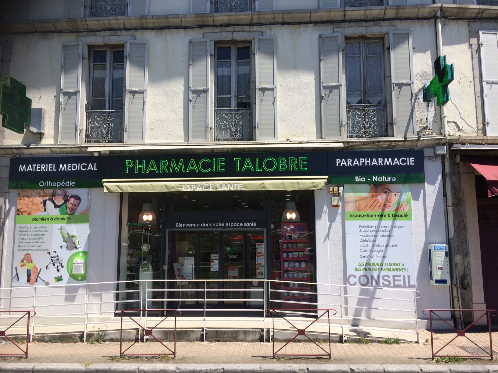 Enseigne Lumineuse et Store Pharmacie Talobre Saint Girons(09)