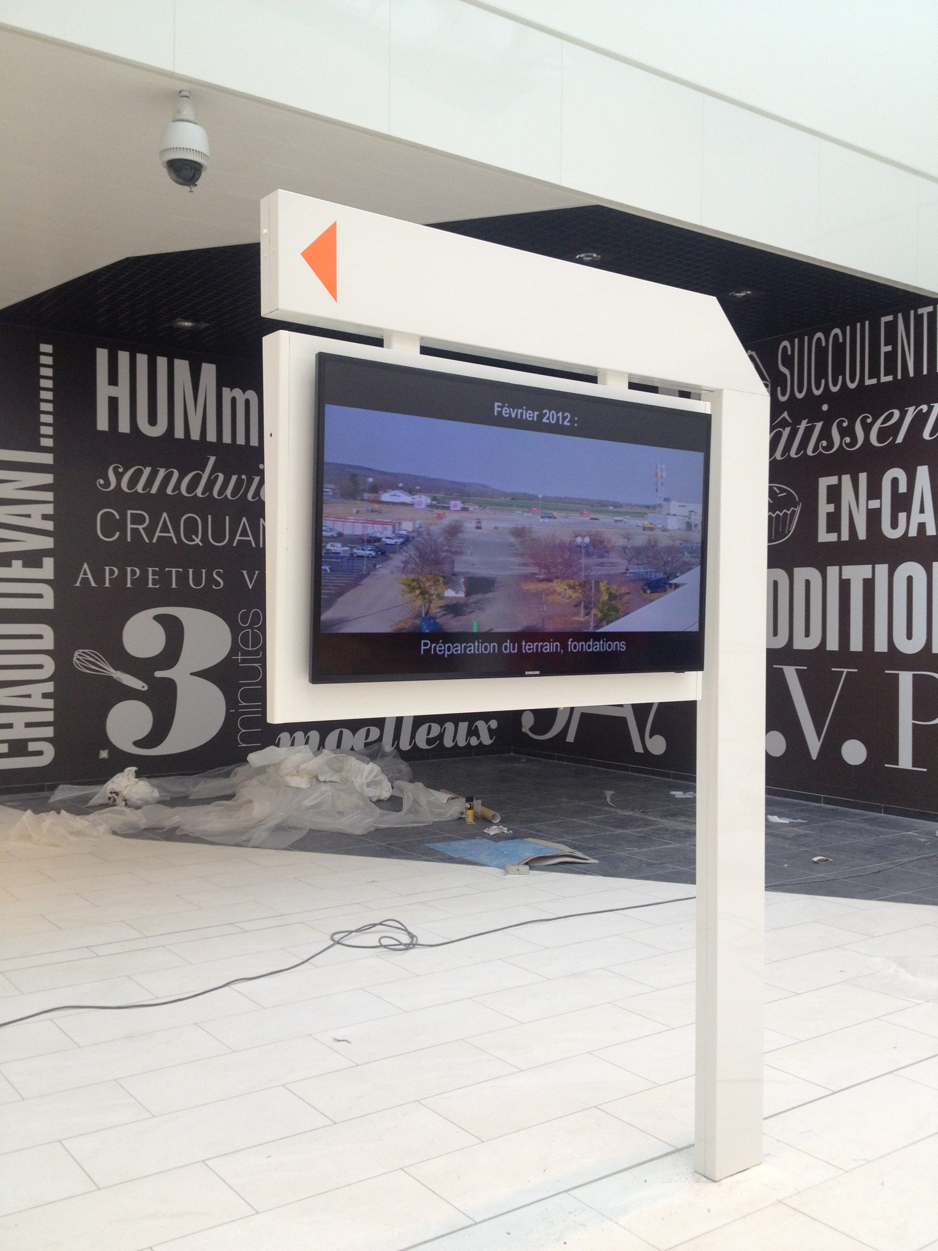 Support écrant LECLERC Ibos (65)