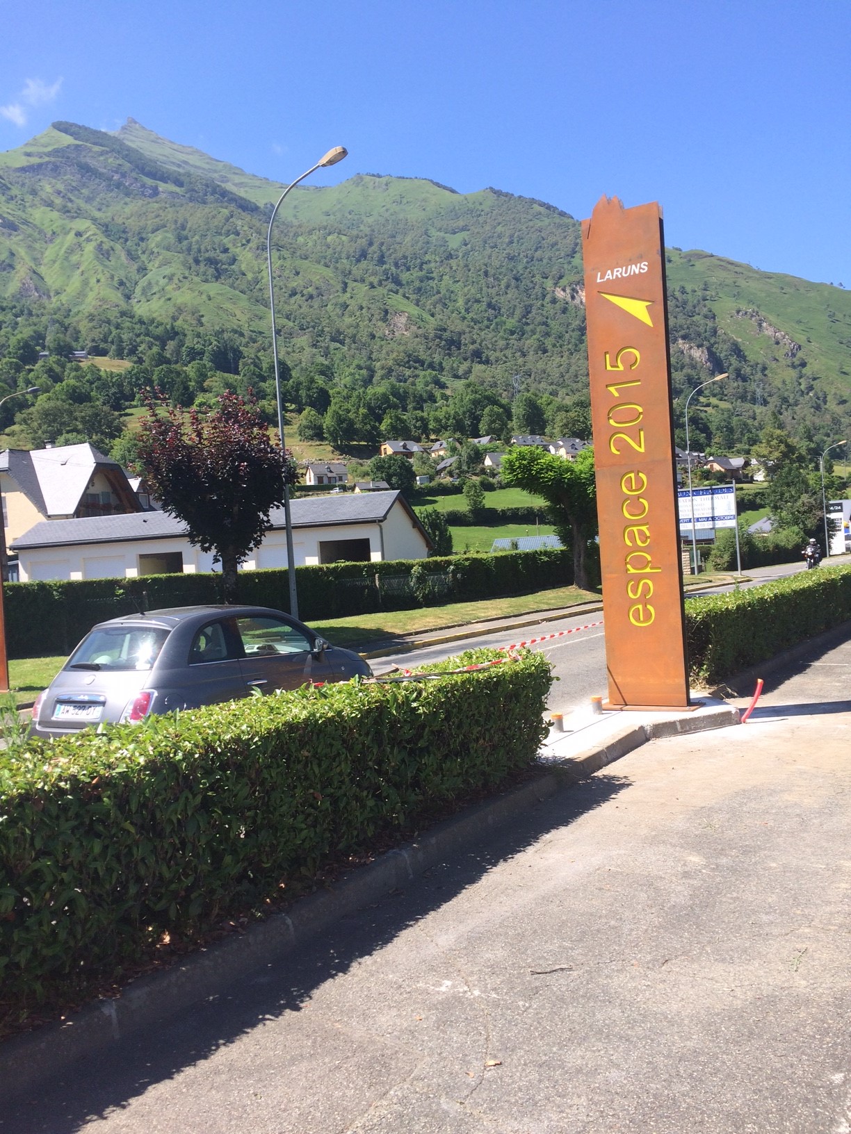 Totem acier ESPACE 2015 Laruns (64)